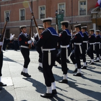 Foto Nicoloro G.   10/05/2015  Ravenna    Diciannovesimo raduno nazionale dei Marinai d' Italia. nella foto fucilieri del battaglione San Marco impegnati nel " Silent Drill ", esibizione di maneggio delle armi in " stile USA ".