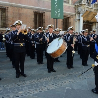 Foto Nicoloro G.   10/05/2015  Ravenna    Diciannovesimo raduno nazionale dei Marinai d' Italia. nella foto la banda della Marina Militare diretta dal maestro tenente di vascello Gianluca Cantarini.