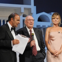 Foto Nicoloro G. 03/09/2011 Venezia Al teatro La Fenice serata finale con premiazione del vincitore del ”Premio Campiello Letteratura” alla sua quarantanovesima edizione. nella foto Bruno Vespa – Andrea Camilleri – Serena Autieri