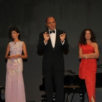 Foto Nicoloro G. 01/09/2012 Venezia Cinquantesima edizione del Premio Campiello promosso e organizzato da Confindustria Veneto. Nella tradizionale sede del teatro La Fenice si è svolta la serata di premiazione del vincitore del Premio Campiello 2012. nella foto Anna Valle – Bruno Vespa – Gigliola Cinquetti