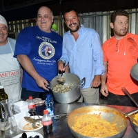 Foto Nicoloro G. 29/07/2017 Cervia ( Ravenna ) Comizio del segretario federale della Lega Nord alla Festa Nazionale Lega Nord Romagna. nella foto Matteo Salvini al suo arrivo tra i volontari nello stand della cucina.