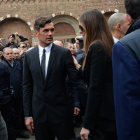 Foto Nicoloro G. 05/04/2016 Milano Si sono svolti nella Basilica di Sant' Ambrogio i funerali del campione di calcio Cesare Maldini. nella foto Paolo Maldini con la moglie Adriana Fossa.