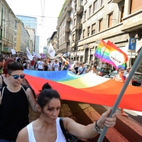Foto Nicoloro G. 25/06/2016 Milano Manifestazione del Gay Pride con corteo e interventi dal palco. nella foto immagini lungo il corteo.