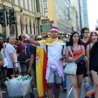 Foto Nicoloro G. 30/06/2018 Milano. Manifestazione con corteo per il Gay Pride. nella foto incontri lungo il corteo.