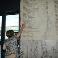 Foto Nicoloro G. 02/08/2016 Bologna, Trentaseiesimo anniversario della strage alla stazione di Bologna. nella foto Un famigliare davanti alla lapide con i nomi delle vittime.