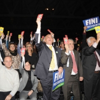 Foto Nicoloro G. 11/02/2011 Rho Fiera Milano Assemblea Costituente di " Futuro e Liberta' " che ha visto la partecipazione di delegati da tutt' Italia. nella foto Un momento di votazione ad alzata di mano