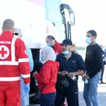 Foto Nicoloro G.   25/09/2023   Porto Corsini  ( RA )   Ha attraccato alla banchina di Porto Corsini (RA) la nave Life Support di Emergency con 28 migranti a bordo, di cui 11 adulti, nove donne e 8 minori accompagnati. La maggior parte di origine siriana e cinque libici. Appena sbarcati sono stati trasferiti su un autobus della Croce Rossa e portati all' ospedale di Ravenna per accertamenti e identificazione. nella foto i migranti appena sbarcati vengono accompagnati sull' autobus della Croce Rossa che li portera' all' ospedale di Ravenna per accertamenti accurati ed identificazione.