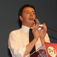 Foto Nicoloro G. 01/02/2013 Firenze Evento di grande importanza, forse unico, che vede insieme in questa campagna elettorale il sindaco di Firenze e il segretario generale del PD. nella foto Matteo Renzi