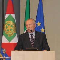 Foto Nicoloro G. 01/02/2011 Milano Commemorazione in Universita' Bocconi della figura dell' ex ministro del Tesoro Tommaso Padoa Schioppa alla presenza del Capo dello Stato. nella foto Jacques Delors