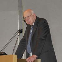 Foto Nicoloro G. 01/02/2011 Milano Commemorazione in Universita' Bocconi della figura dell' ex ministro del Tesoro Tommaso Padoa Schioppa alla presenza del Capo dello Stato. nella foto Paul Volcker