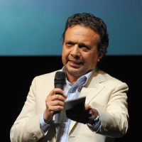 Foto Nicoloro G. 2010/07/12 Milano Al Teatro Dal Verme Undicesima edizione di " La Milanesiana ", che ha per tema " Il paradosso ". Quinta serata della rassegna di musica e letteratura. nella foto Piero Chiambretti