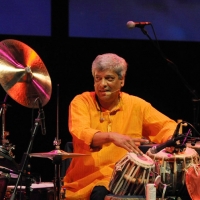 Foto Nicoloro G. 2010/07/12  Milano  Al Teatro Dal Verme Undicesima edizione di " La Milanesiana ", che ha per tema " Il paradosso ". Quinta serata della rassegna di musica e letteratura. nella foto Omar Sosa