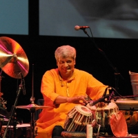 Foto Nicoloro G. 2010/07/12  Milano  Al Teatro Dal Verme Undicesima edizione di " La Milanesiana ", che ha per tema " Il paradosso ". Quinta serata della rassegna di musica e letteratura. nella foto Omar Sosa