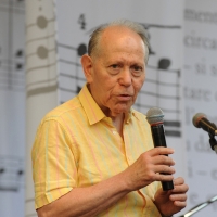 Festival ” Le Corde dell’ Anima “, una tre giorni caratterizzata da un intreccio di letteratura e musica tra incontri, concerti, laboratori, letture e spettacoli. Protagonisti sono scrittori, musicisti, giornalisti e poeti. nella foto Quirino Principe
