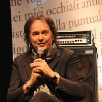 Foto Nicoloro G. 01-02-03/06/2012 Cremona Edizione 2012, la terza, del Festival ” Le Corde dell’ Anima “, una tre giorni caratterizzata da un intreccio di letteratura e musica tra incontri, concerti, laboratori, letture e spettacoli. Protagonisti sono scrittori, musicisti, giornalisti e poeti. nella foto Red Canzian