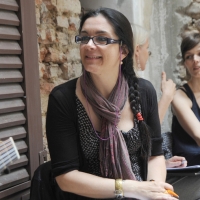 Foto Nicoloro G. 01-02-03/06/2012 Cremona Edizione 2012, la terza, del Festival ” Le Corde dell’ Anima “, una tre giorni caratterizzata da un intreccio di letteratura e musica tra incontri, concerti, laboratori, letture e spettacoli. Protagonisti sono scrittori, musicisti, giornalisti e poeti. nella foto Valeria Palumbo