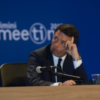 Foto Nicoloro G.   25/08/2015    Rimini    Sesta giornata dell' edizione 2015 del Meeting di C.L. dal titolo ' Di che è mancanza questa mancanza, cuore, che a un tratto ne sei pieno ? '. nella foto il premier Matteo Renzi.