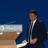 Foto Nicoloro G.   25/08/2015    Rimini    Sesta giornata dell' edizione 2015 del Meeting di C.L. dal titolo ' Di che è mancanza questa mancanza, cuore, che a un tratto ne sei pieno ? '. nella foto il premier Matteo Renzi.