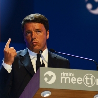 Foto Nicoloro G.   25/08/2015    Rimini    Sesta giornata dell' edizione 2015 del Meeting di C.L. dal titolo ' Di che è mancanza questa mancanza, cuore, che a un tratto ne sei pieno ? '. nella foto il premier Matteo Renzi.