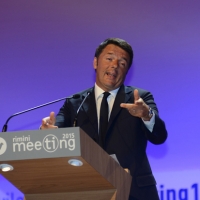 Foto Nicoloro G.   25/08/2015    Rimini    Sesta giornata dell' edizione 2015 del Meeting di C.L. dal titolo ' Di che è mancanza questa mancanza, cuore, che a un tratto ne sei pieno ? '. nella foto il premier Matteo Renzi.