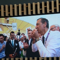 Foto Nicoloro G.  20/06/2015  Milano   Realizzata la pizza più lunga del mondo all' Expo 2015. nella foto tratta da un video il commissario unico di Expo Giuseppe Sala mangia il primo trancio della pizza record.