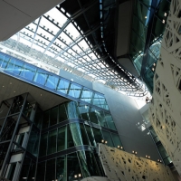 Foto Nicoloro G.   05/05/2015    Milano   Expo Milano 2015 si apre al mondo e si mette in mostra. nella foto uno sguardo verso l' alto all' interno del Palazzo Italia.