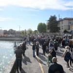 Foto Nicoloro G.   16/04/2023   Ravenna   Come e' tradizione nella domenica in albis si e' svolta la Festa della Madonna Greca, con una processione che parte dal canale Candiano e termina nella basilica di Santa Maria in Porto. nella foto il corteo dei fedeli parte in processione.