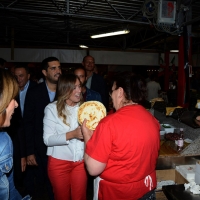 Foto Nicoloro G.   12/09/2015   Ravenna   Festa Provinciale dell' Unita'. nella foto il ministro Maria Elena Boschi visita alcuni stand.