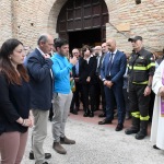 Foto Nicoloro G.   24/05/2023   Localita' San Pancrazio - Russi ( Ravenna ).   Si sono svolti nella Pieve di San Pancrazio i funerali di Stato di due delle 15 vittime accertate in seguito all' alluvione che ha colpito le zone del ravennate. nella foto i tre figli delle vittime danno l' estremo saluto ai genitori.
