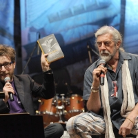 Foto Nicoloro G.  04/06/2010  Cremona  Primo Festival TRA Letteratura e Musica " Le corde dell ' anima " . nella foto Matteo Bordone – Shel Shapiro