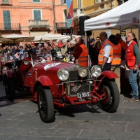 Foto Nicoloro G. 16/05/2014  Ravenna    La 32° edizione della 1000 Miglia, con le sue 435 auto, passa da Ravenna. nella foto auto in coda per la timbratura del passaggio.