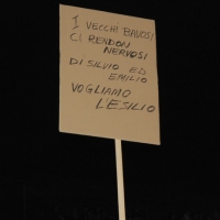 Foto Nicoloro G. 05/02/2011 Milano Manifestazione al Palasharp, per chiedere le dimissioni del premier Berlusconi, organizzata da Liberta' e Giustizia. nella foto Un cartello