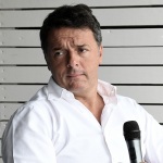 Foto Nicoloro G.   27/09/2021   Ravenna   Il leader di Italia Viva e' in citta' per presentare il suo libro e sostenere la lista Ravenna in Campo, che a lui fa riferimento e che appoggia l' elezione a sindaco del candidato del Centrosinistra. nella foto il leader di Italia Viva Matteo Renzi.