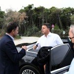 Foto Nicoloro G.   27/09/2021   Ravenna   Il leader di Italia Viva e' in citta' per presentare il suo libro e sostenere la lista Ravenna in Campo, che a lui fa riferimento e che appoggia l' elezione a sindaco del candidato del Centrosinistra. nella foto Matteo Renzi e Roberto Fagnani, capolista alle amministrative per la lista Ravenna in Campo.