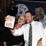 24/09/2021   Ravenna   Intervento del leader della Lega nella campagna elettorale per le amministrative del 3 e 4 ottobre 2021. nella foto Matteo Salvini alle prese con i consueti selfie.