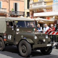 Foto Nicoloro G. 18/05/2012 Ravenna La 36° edizione del Rally 1000 Miglia, che conta la partecipazione di ben 382 auto storiche, passa da Ravenna per il controllo a timbro. nella foto Un auto dell'Esercito