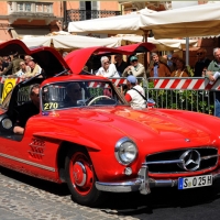 Foto Nicoloro G. 18/05/2012 Ravenna La 36° edizione del Rally 1000 Miglia, che conta la partecipazione di ben 382 auto storiche, passa da Ravenna per il controllo a timbro. nella foto Un auto partecipante