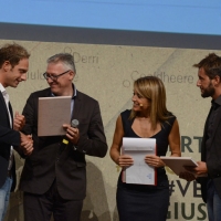 Foto Nicoloro G. 07/09/2013 Riccione ( Rimini ) Serata finale di premiazioni della diciannovesima edizione del " Premio giornalistico televisivo Ilaria Alpi ". nella foto Alessandro Macina – Massimo Pironi – Federica Gentile – Federico Ruffo