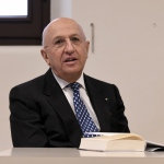 Foto Nicoloro G.   11/12/2021   Ravenna   Presentazione del libro ' Mario Draghi. Il ritorno del Cavaliere bianco '. nella foto il presidente ABI Antonio Patuelli.