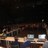 Foto Nicoloro G . 06/10/2012 Riccione ( Rimini ) Presentazione del nuovo movimento ” 3L Avanti Insieme ” da parte dell’ ex ministro del Tesoro Giulio Tremonti. nella foto Giulio Tremonti parla ad una vasta platea