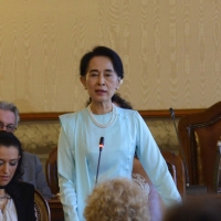 Foto Nicoloro G. 30/10/2013 Bologna Il leader dell’ opposizione birmana Aung San Suu Kyi ospite della città di Bologna per ricevere la cittadinanza onoraria in Comune e la laurea honoris causa in Università. nella foto Aung San Suu Kyi