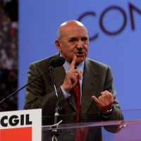 Foto Nicoloro G. 06/05/2014  Rimini   Si è aperto ufficialmente il 17° Congresso della CGIL. nella foto il segretario generale UIL Luigi Angeletti.