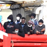 Foto Nicoloro G.   18/02/2023   Porto Corsini ( Ravenna )   La nave Ocean Viking dell' Ong Sos Mediterranee e' sbarcata con a bordo 84 naufraghi di cui 58 minori non accompagnati e 26 uomini adulti. nella foto alcuni migranti in attesa di essere sbarcati.