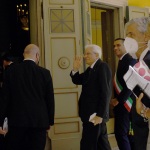 Foto Nicoloro G.   28/07/2022   Ravenna   Nella ricorrenza del centenario dell' assalto fascista alla Federazione delle Cooperative di Ravenna cerimonia alla presenza del Presidente della Repubblica. nella foto il Presidente Sergio Mattarella saluta la folla al suo ingresso in teatro.