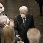 Foto Nicoloro G.   28/07/2022   Ravenna   Nella ricorrenza del centenario dell' assalto fascista alla Federazione delle Cooperative di Ravenna cerimonia alla presenza del Presidente della Repubblica. nella foto il Presidente Sergio Mattarella saluta i presenti alla cerimonia.
