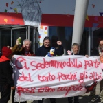 Foto Nicoloro G.   17/03/2023   Rimini   Terza giornata del XIX Congresso Nazionale CGIL dal titolo ' Il lavoro crea il futuro '.   nella foto manifestanti contro la presidente del Consiglio.