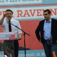 Foto Nicoloro G. 03/06/2016 Ravenna Chiusura campagna elettorale amministrative del PD a Ravenna con l' intervento del presidente del Consiglio. nella foto il presidente del Consiglio Matteo Renzi e il candidato sindaco Michele De Pascale.