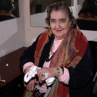 09/01/2006 Milano La poetessa Alda Merini nel camerino durante una serata al teatro Filodrammatici.