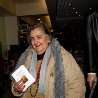 03/12/2007 Milano La poetessa Alda Merini alla FNAC, per una serata in suo onore.