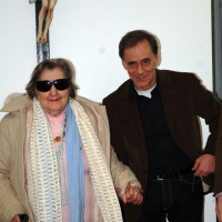 16/01/2006 Milano La poetessa Alda Merini con il cantautore Roberto Vecchioni.